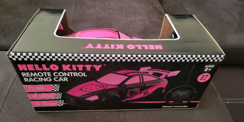 Sanrio Hello Kitty Remote Control Racing Car With Wheel Controller - Picture 4 of 4